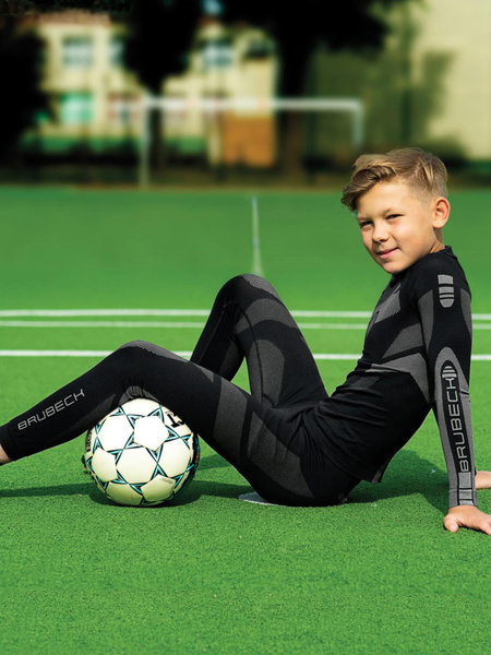 Termoaktywny komplet bielizny piłkarskiej DRY JUNIOR - dziecięcy